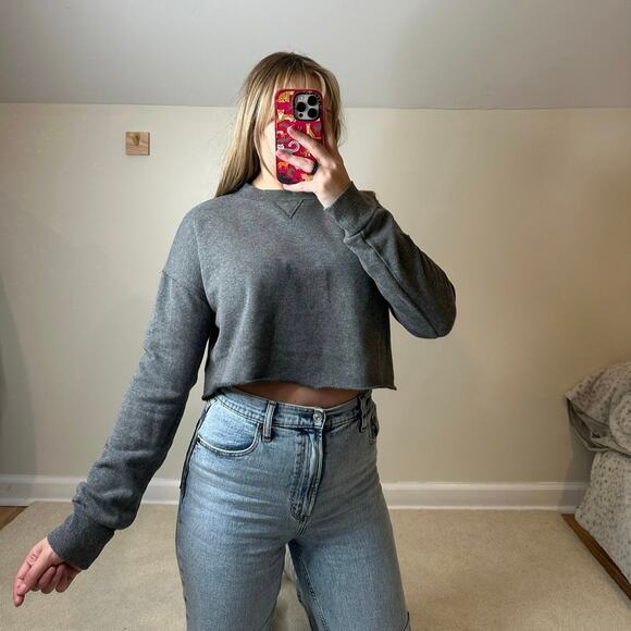 Colsie: Gray Cropped Crewneck - Picture 1 of 4